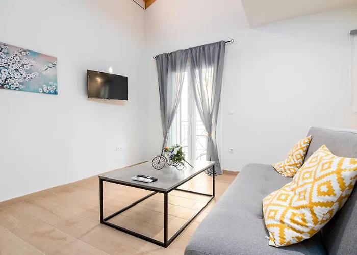 Windrose - Shared Pool Apartament