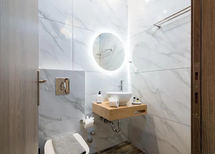 Windrose - Shared Pool Apartament *