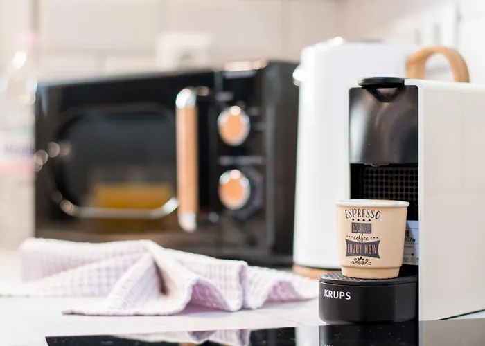 Windrose - Shared Pool Apartament Ipsos