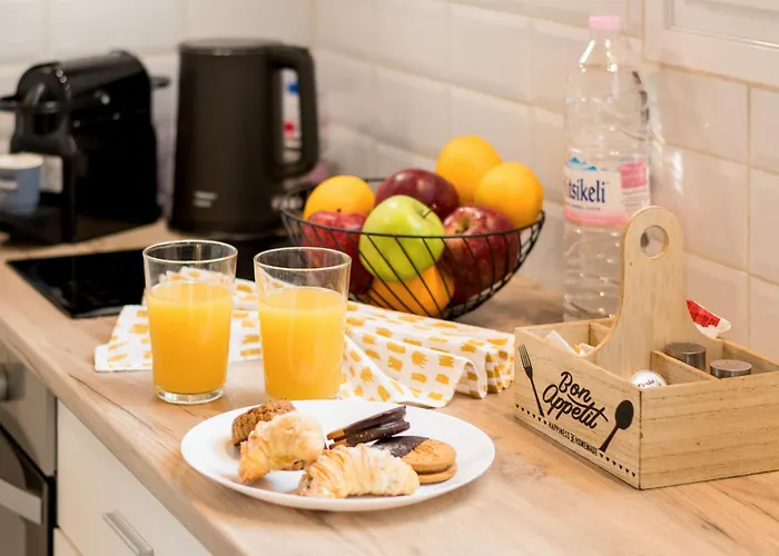 Windrose - Shared Pool Apartament *