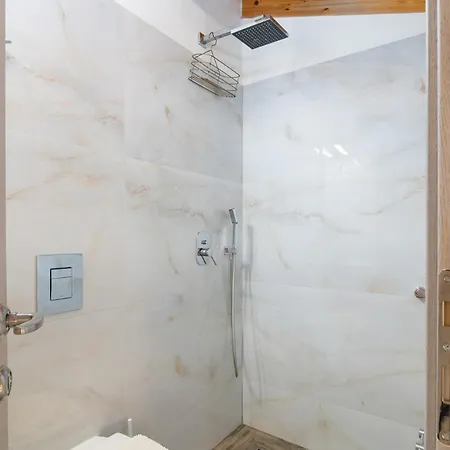 Apartament Windrose - Shared Pool Ýpsos