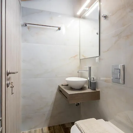 Windrose - Shared Pool *